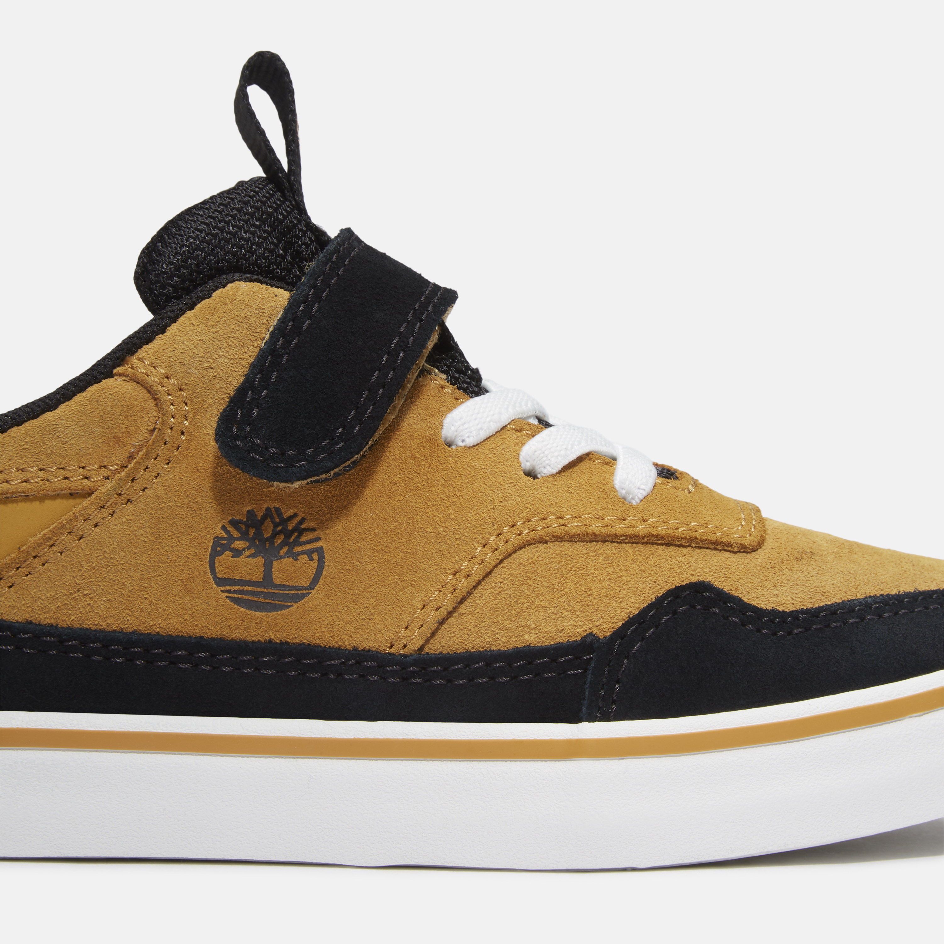 Stone Jump Low Hook & Loop Sneaker For Junior