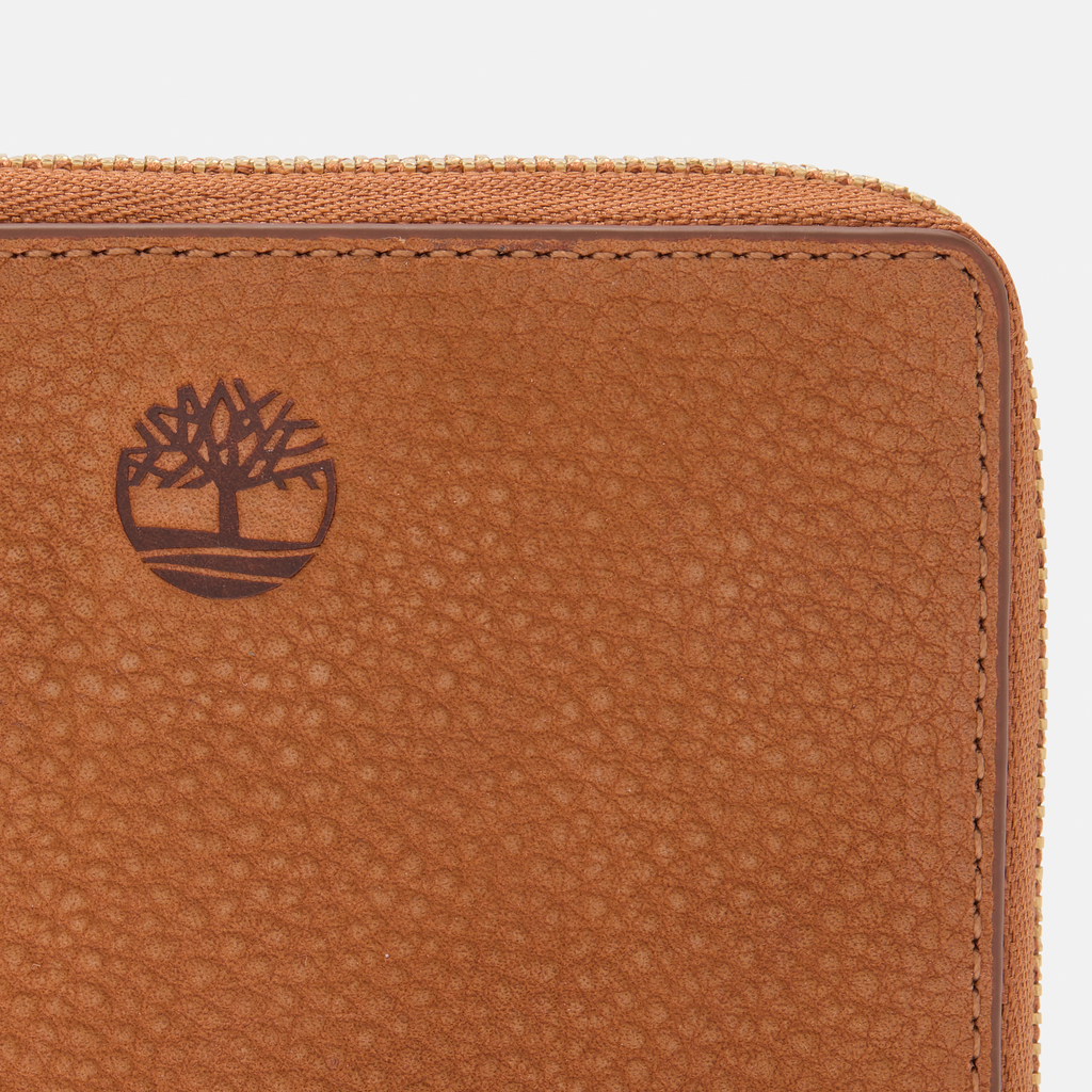 Soft Tuckerman Zipped Wallet With Coin Pocket